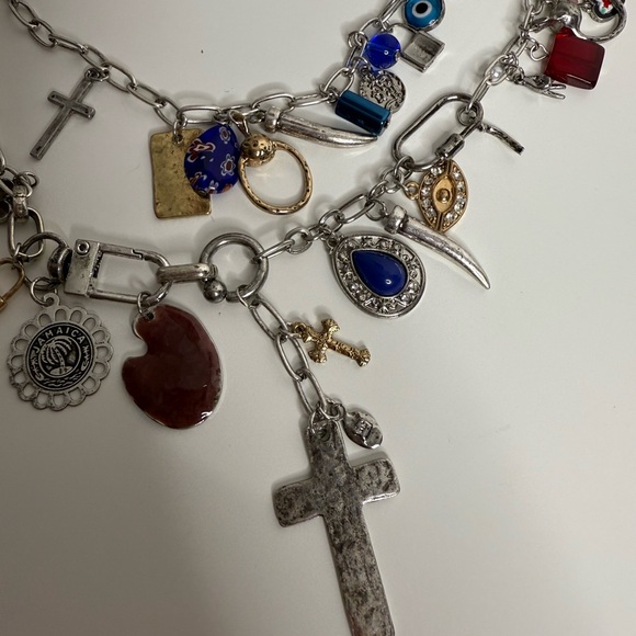 Free People - Silver Maxamillion Charm Necklace Cross my heart - NWT - Picture 9 of 10